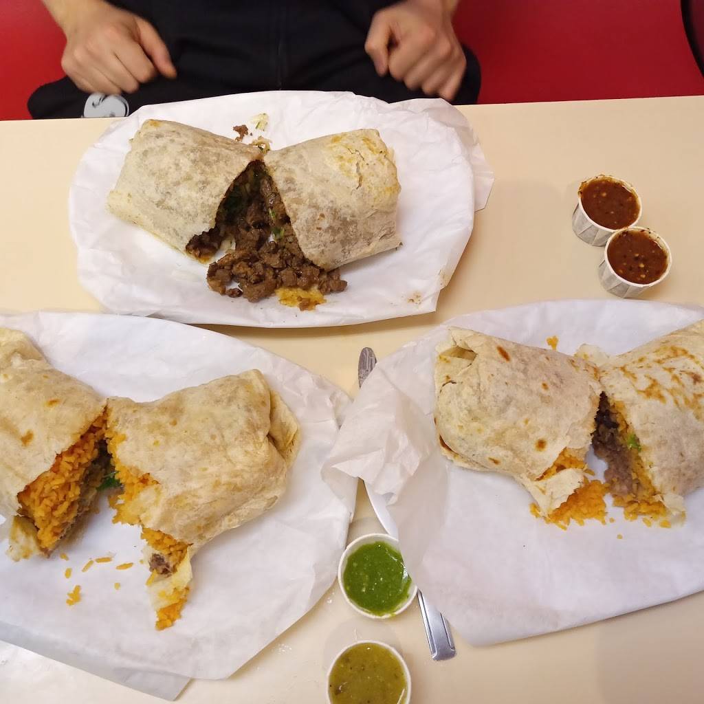 Las Famosas | restaurant | 2635 E Tropicana Ave, Las Vegas, NV 89121, USA | 7024502444 OR +1 702-450-2444