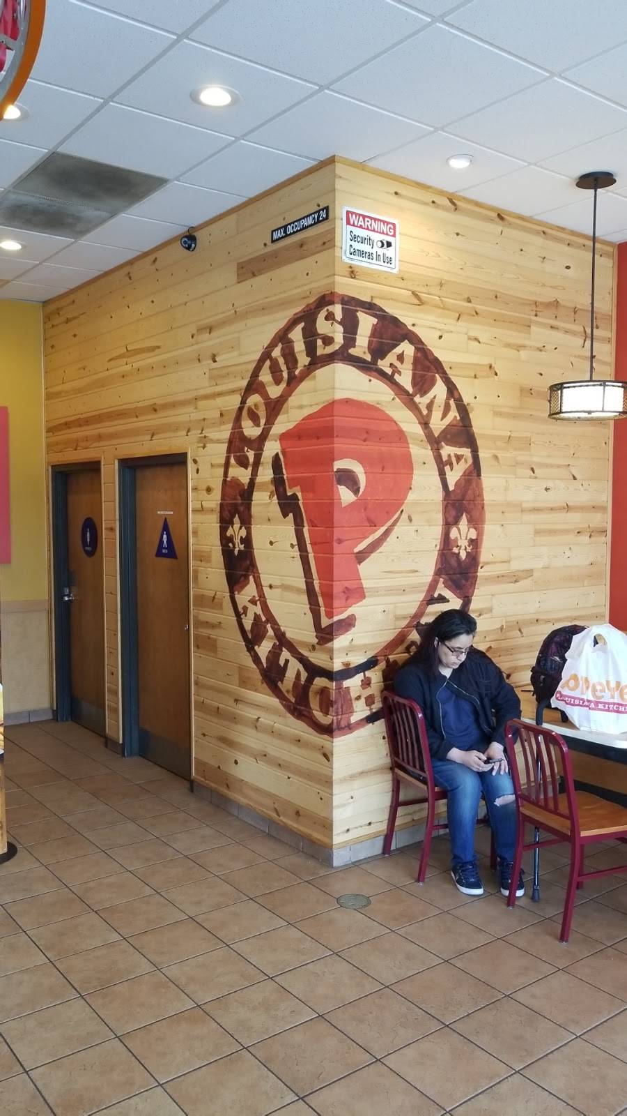 Popeyes Louisiana Kitchen | restaurant | 13808 E 14th St, San Leandro, CA 94578, USA | 5106148607 OR +1 510-614-8607
