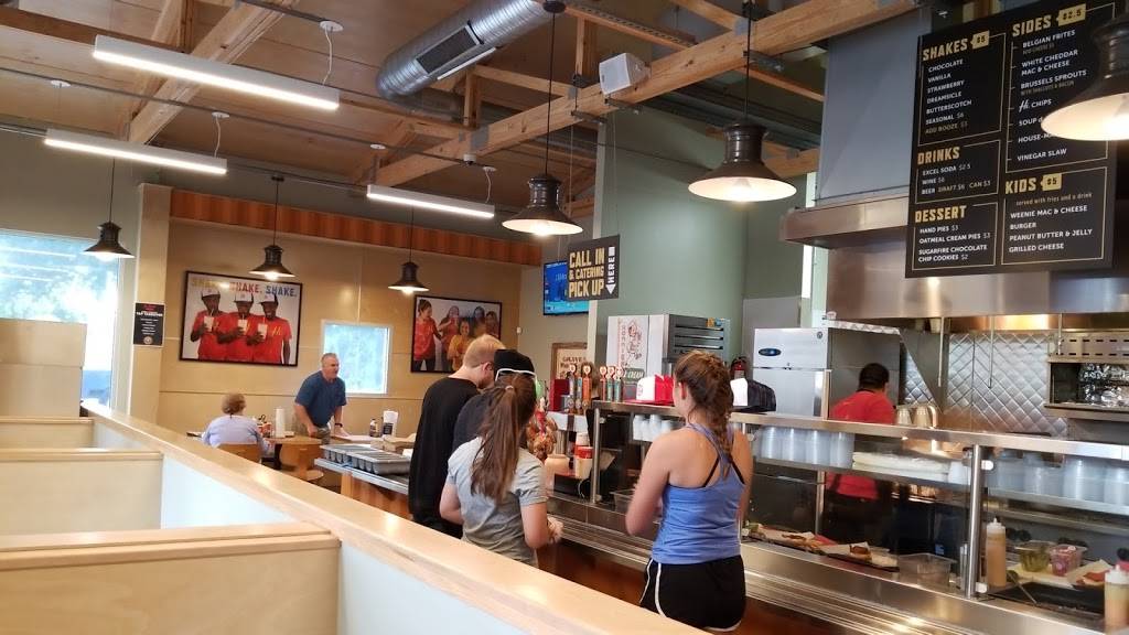 Hi-Pointe Drive-In | restaurant | 1033 McCausland Ave, St. Louis, MO 63117, USA | 3143492720 OR +1 314-349-2720