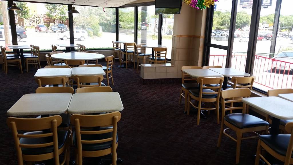 Wendys | restaurant | 9700 San Pedro Ave, San Antonio, TX 78216, USA | 2103447577 OR +1 210-344-7577