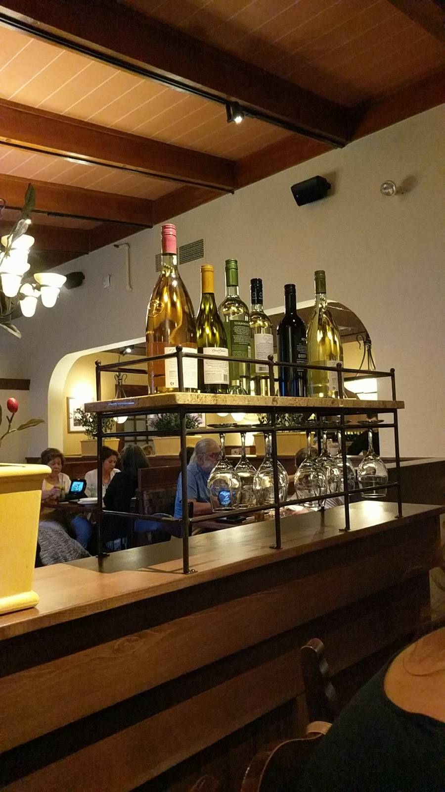 Olive Garden Italian Restaurant | meal takeaway | 2520 E County Line Rd, Highlands Ranch, CO 80126, USA | 3038439822 OR +1 303-843-9822