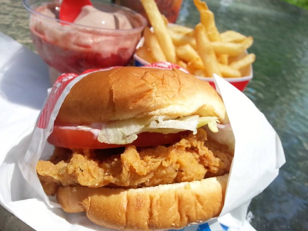 Dairy Queen Grill & Chill | restaurant | 32936 Center Ridge Rd, North Ridgeville, OH 44039, USA | 4403274411 OR +1 440-327-4411