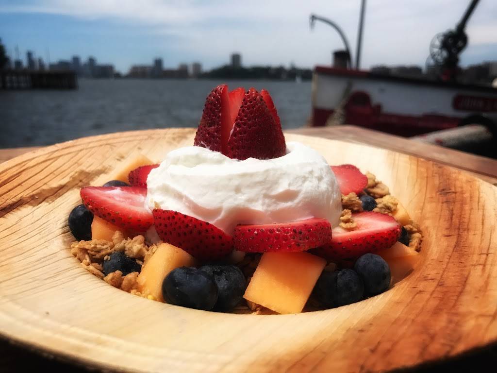 Frying Pan | restaurant | Big Red Boat in Park, 207 12th Ave, New York, NY 10001, USA | 2129896363 OR +1 212-989-6363