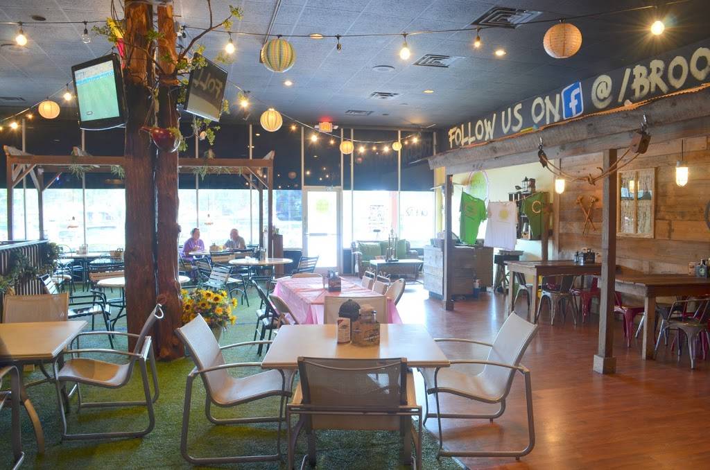 Brooklyns Original Pizzeria | restaurant | 2019 E Silver Springs Blvd, Ocala, FL 34470, USA | 3523046292 OR +1 352-304-6292