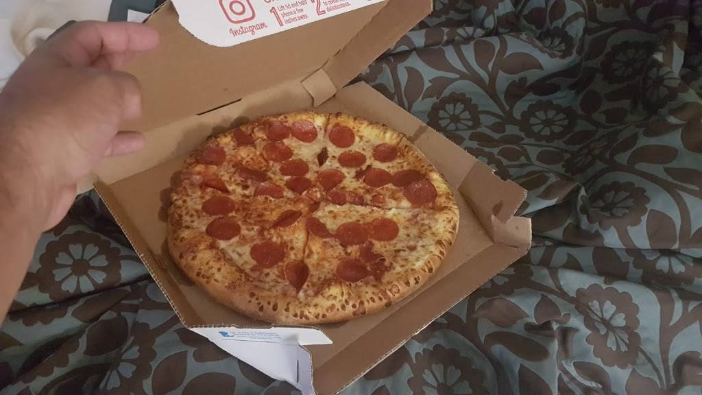 Dominos Pizza | meal delivery | 6696 Coral Way, Miami, FL 33155, USA | 3056610003 OR +1 305-661-0003