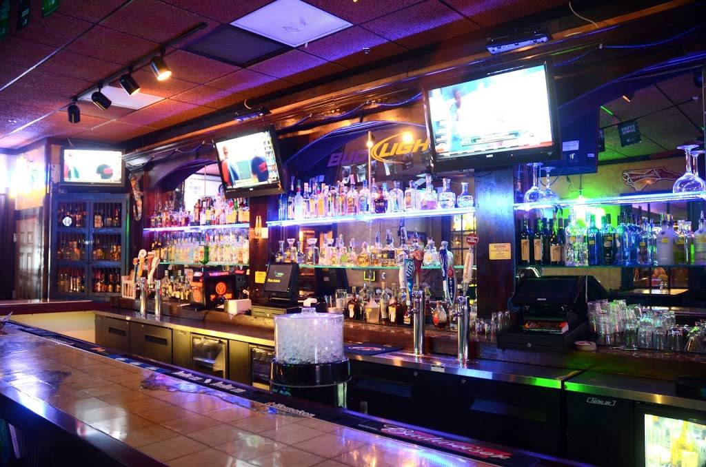 Plaza Azteca Mexican Restaurant | restaurant | 400 Greenville Blvd SW, Greenville, NC 27834, USA | 2523218008 OR +1 252-321-8008