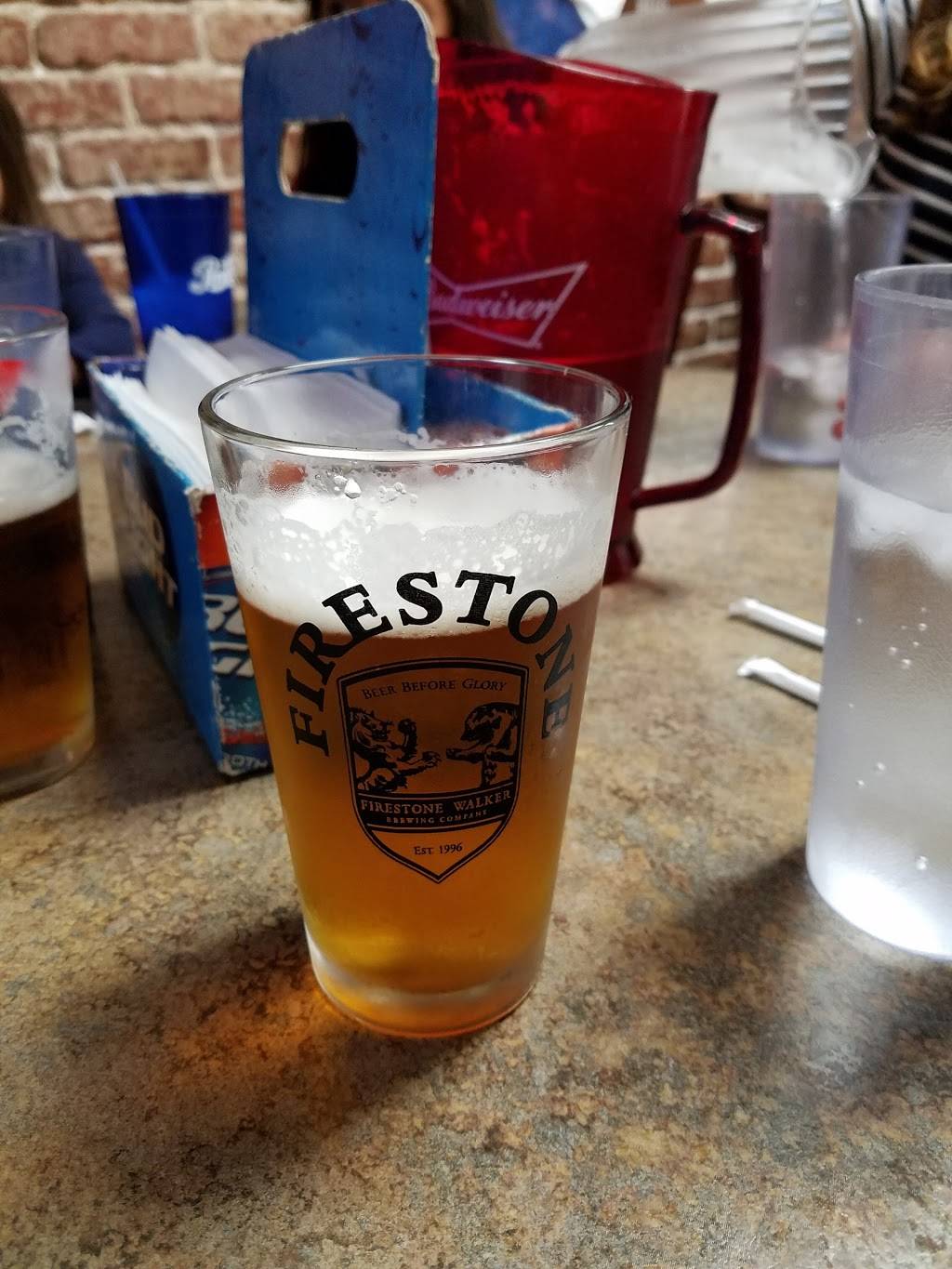 VIP Pizza | restaurant | 180 E Pine St, Exeter, CA 93221, USA | 5595925170 OR +1 559-592-5170