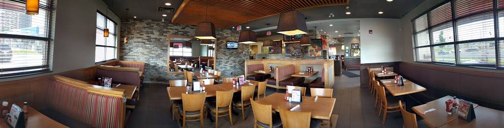 Swiss Chalet | restaurant | 2990 Eglinton Ave E, Scarborough, ON M1J 2E4, Canada | 4164383223 OR +1 416-438-3223