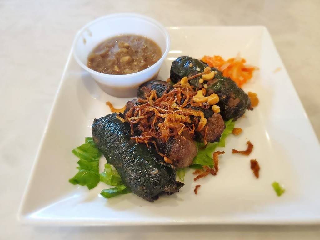 Dalat Quan | restaurant | 9988 15th Ave SW suite i, Seattle, WA 98106, USA | 2064031620 OR +1 206-403-1620