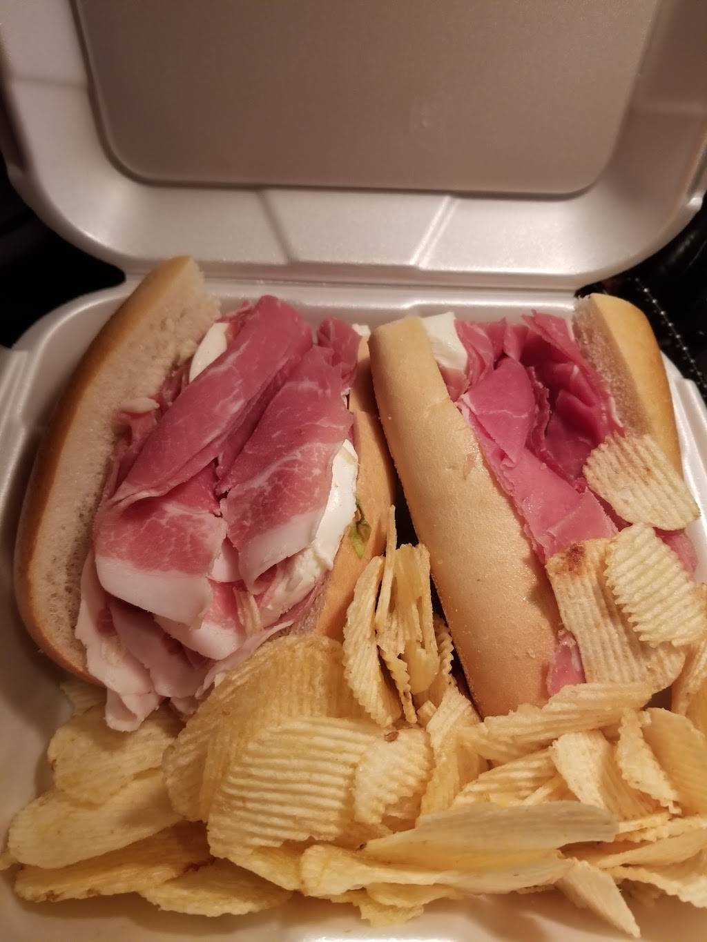 Johns Italian Restaurant | restaurant | 1406 PA-507, Greentown, PA 18426, USA | 5706769830 OR +1 570-676-9830