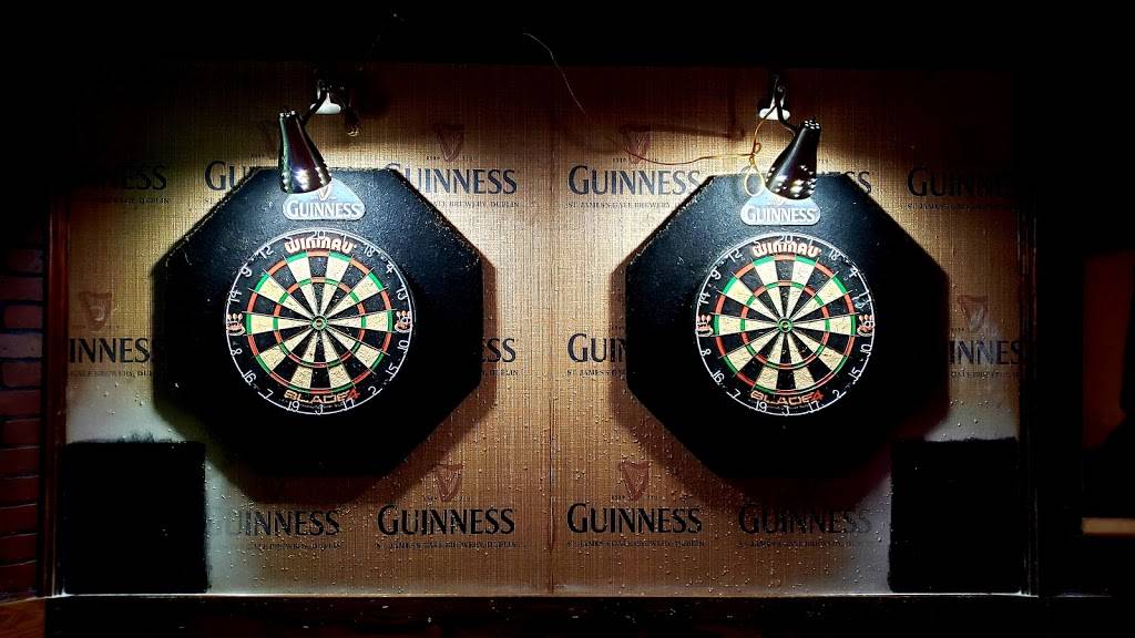 PaddyWagon Irish Pub | restaurant | 1852 James L Redman Pkwy, Plant City, FL 33563, USA | 8137045902 OR +1 813-704-5902