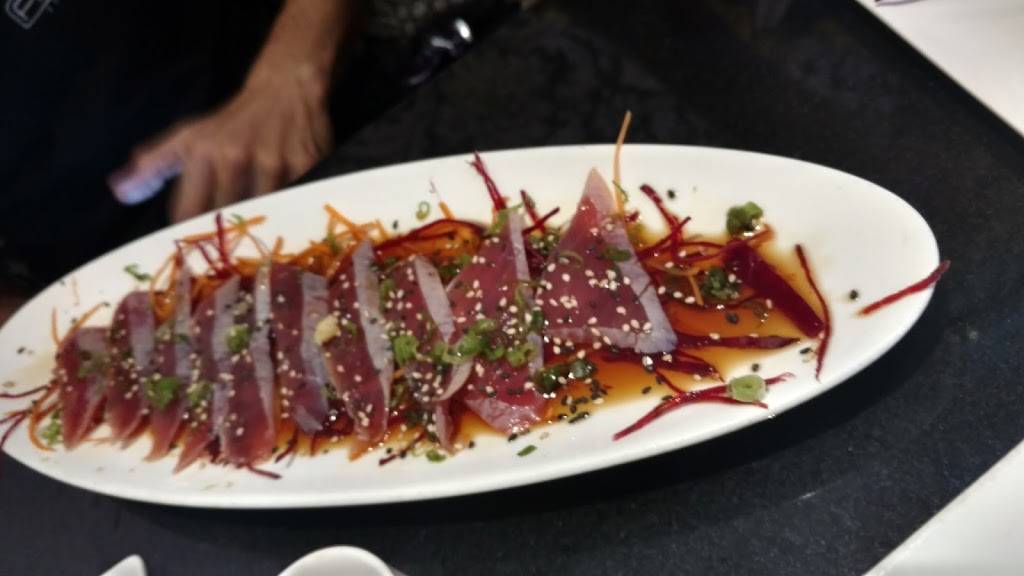 Sushi Sake Hialeah | restaurant | 1165 W 49th St, Hialeah, FL 33012, USA | 3058223222 OR +1 305-822-3222
