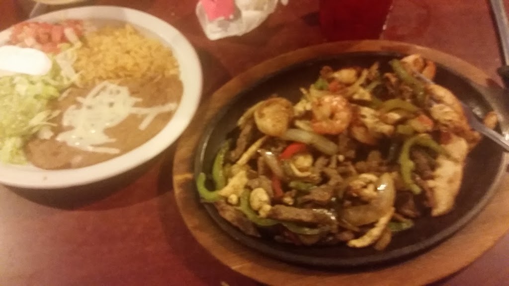 Playa Azul Authentic Mexican Restaurant | restaurant | 2731 W Owen K Garriott Rd, Enid, OK 73703, USA | 5802424875 OR +1 580-242-4875