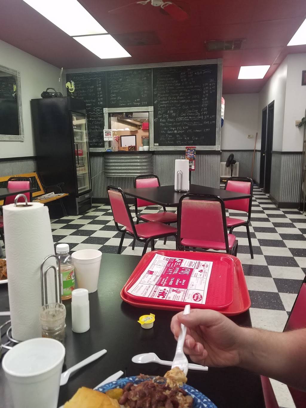 Louis Rose Hill Cafe | restaurant | 107 S Rose Hill Rd #8544, Rose Hill, KS 67133, USA | 3167769005 OR +1 316-776-9005