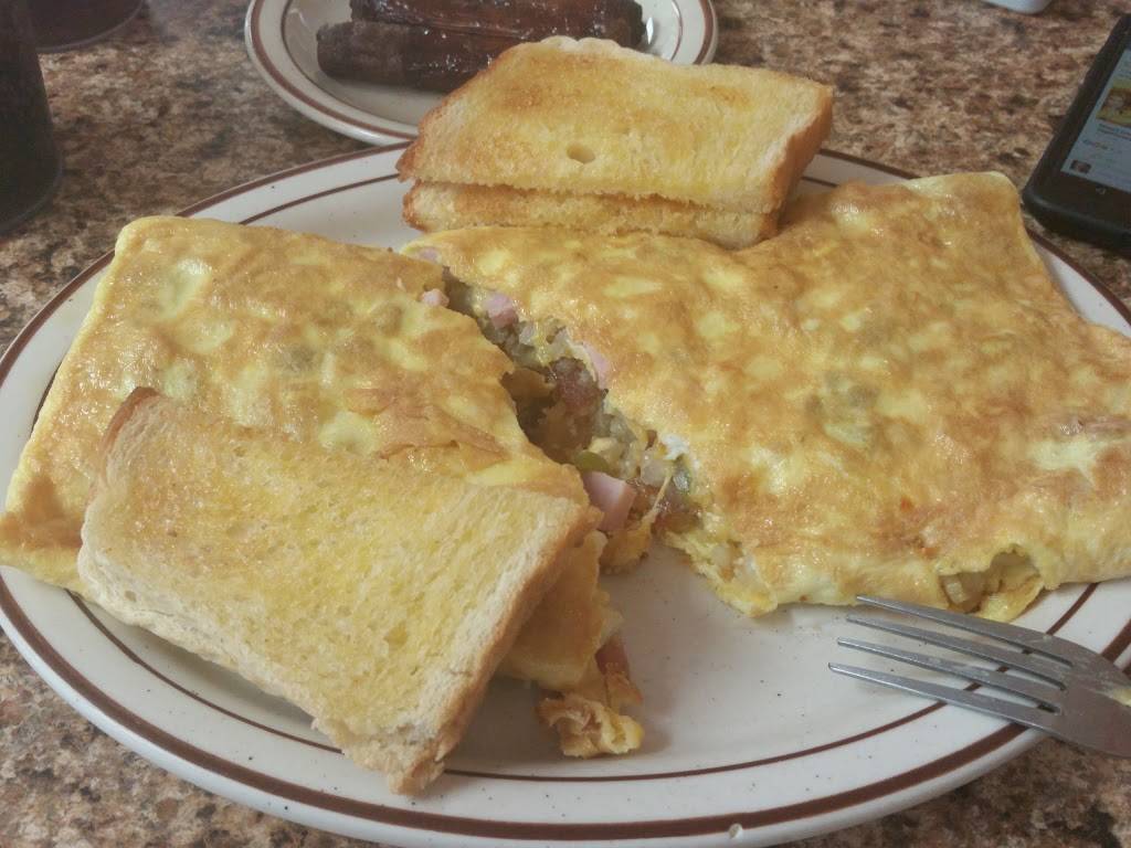 Mr Bs Dairy Bar | restaurant | 403 6th St, Three Rivers, MI 49093, USA | 2692783495 OR +1 269-278-3495