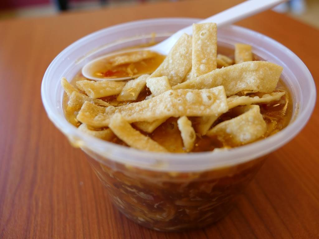 China Wok | restaurant | 12005 W Center Rd, Omaha, NE 68144, USA | 4029169966 OR +1 402-916-9966