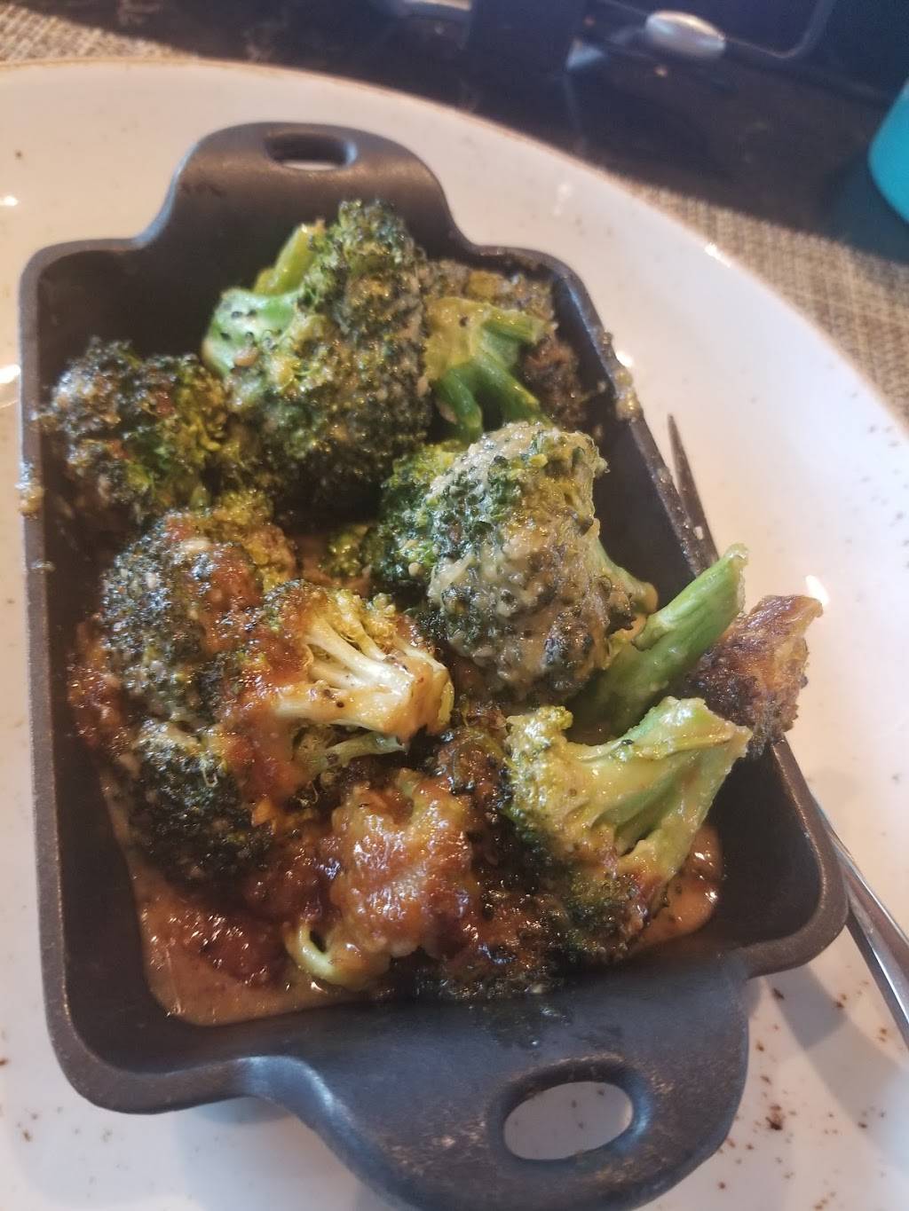 Ember Steakhouse | restaurant | C, Terminal A, 2800 N Terminal Rd, Houston, TX 77032, USA | 8665083558 OR +1 866-508-3558