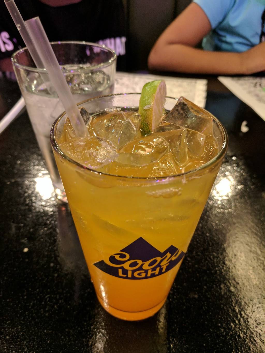 Fat Bottom Bettys | restaurant | 2310 Reed Station Pkwy, Carbondale, IL 62901, USA | 6184573625 OR +1 618-457-3625