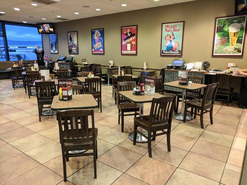 Gordon Biersch | restaurant | Terminal 3, S Airport Blvd, San Francisco, CA 94128, USA | 6508276635 OR +1 650-827-6635