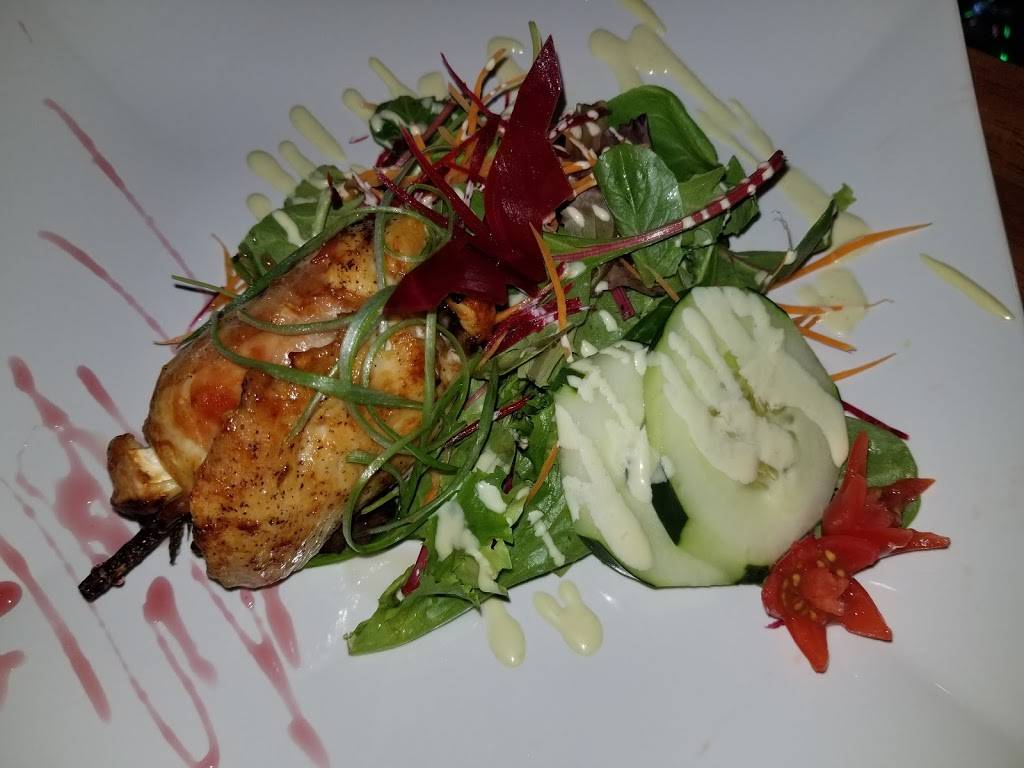 Green light bar | restaurant | 229 62nd Ave N, St. Petersburg, FL 33702, USA | 7278006607 OR +1 727-800-6607