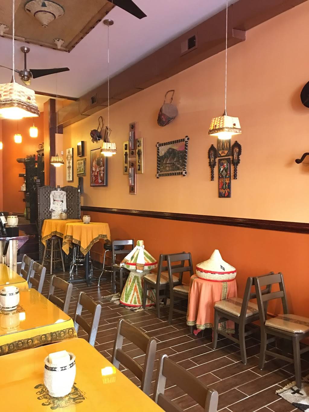 KuRu Ethiopian Authentic Restaurant | restaurant | 415 W Grace St #A, Richmond, VA 23220, USA | 8049121771 OR +1 804-912-1771