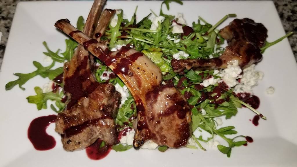 Pepperoncini Restaurant & Bar - Havertown | restaurant | 25 S Eagle Rd, Havertown, PA 19083, USA | 4844545995 OR +1 484-454-5995