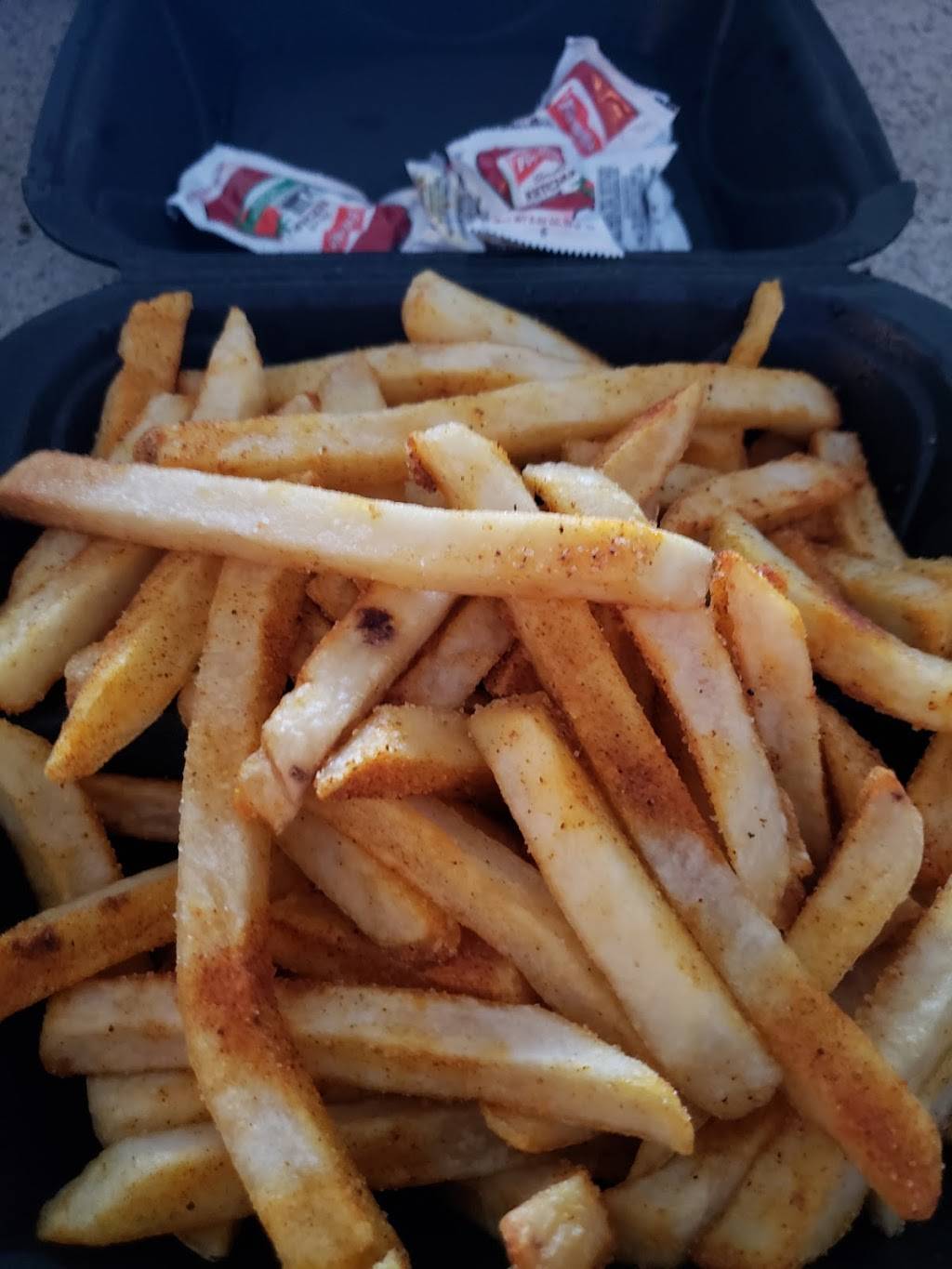 Tasty Wings N Things | restaurant | 5675 Timuquana Rd, Jacksonville, FL 32210, USA | 9043293053 OR +1 904-329-3053