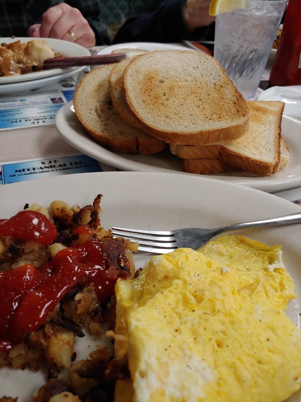 Professors Diner | restaurant | 58 Indian Head Rd, Kings Park, NY 11754, USA | 6312694346 OR +1 631-269-4346