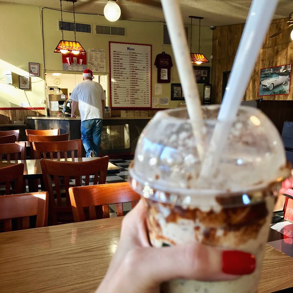 Big Als Drive In | restaurant | 1844 Esplanade, Chico, CA 95926, USA | 5303422722 OR +1 530-342-2722