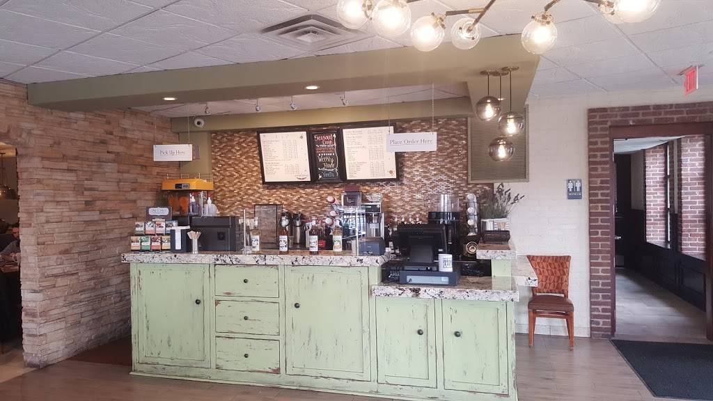 Wildberry Pancakes & Cafe | cafe | 1383 N Meacham Rd, Schaumburg, IL 60173, USA | 8475174000 OR +1 847-517-4000