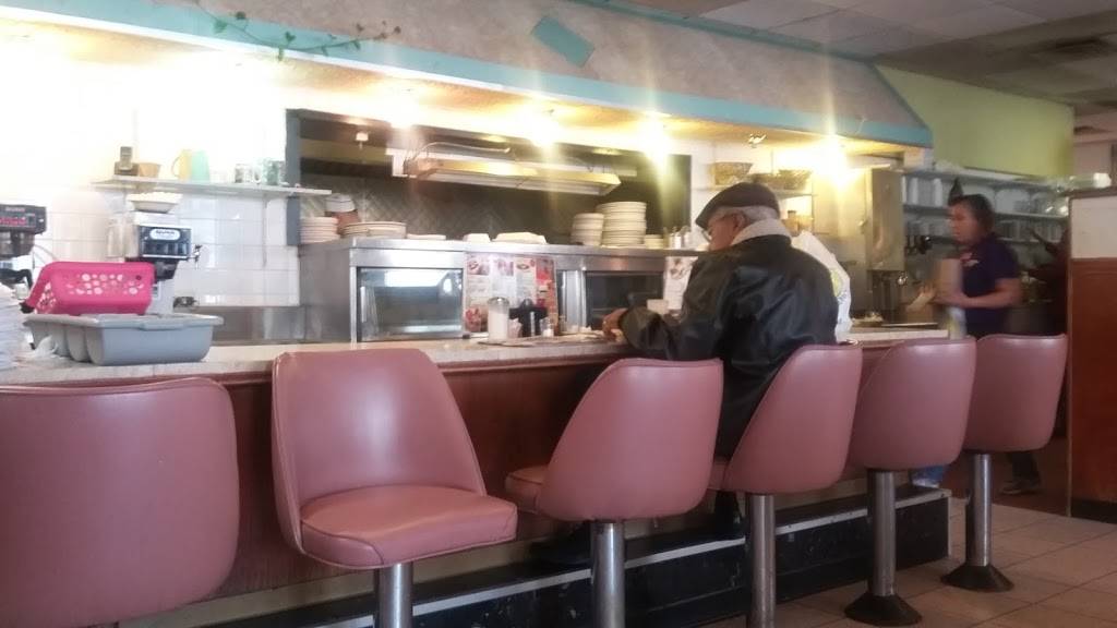 USA Pancake House | restaurant | 1801 Sibley Blvd, Calumet City, IL 60409, USA | 7088622236 OR +1 708-862-2236