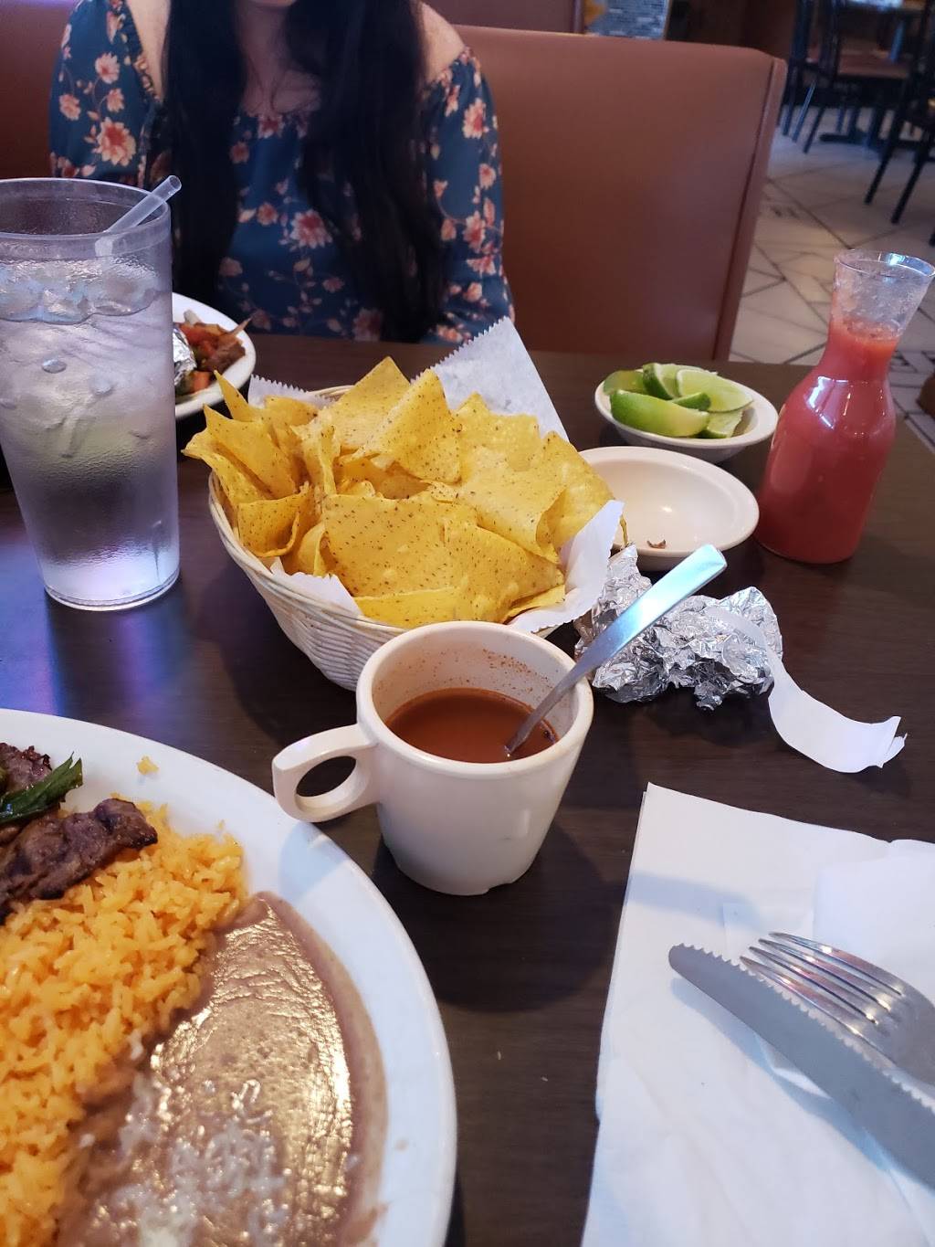 Mariscos El Quetzal | restaurant | 5855 Winchester Rd, Memphis, TN 38115, USA | 9013650700 OR +1 901-365-0700