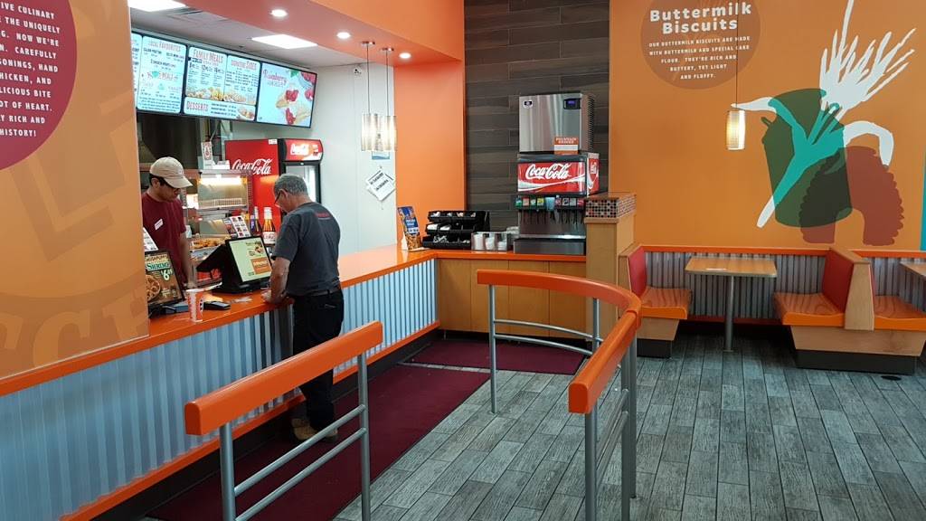 Popeyes | restaurant | 507 Lakeshore Rd E Unit 109, Mississauga, ON L5G 1H9, Canada | 9052713500 OR +1 905-271-3500
