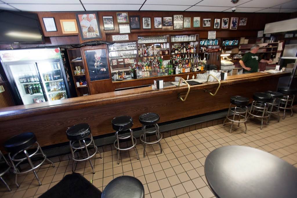 Old Original Nicks Roast Beef | meal takeaway | 2149 S 20th St, Philadelphia, PA 19145, USA | 2154634114 OR +1 215-463-4114