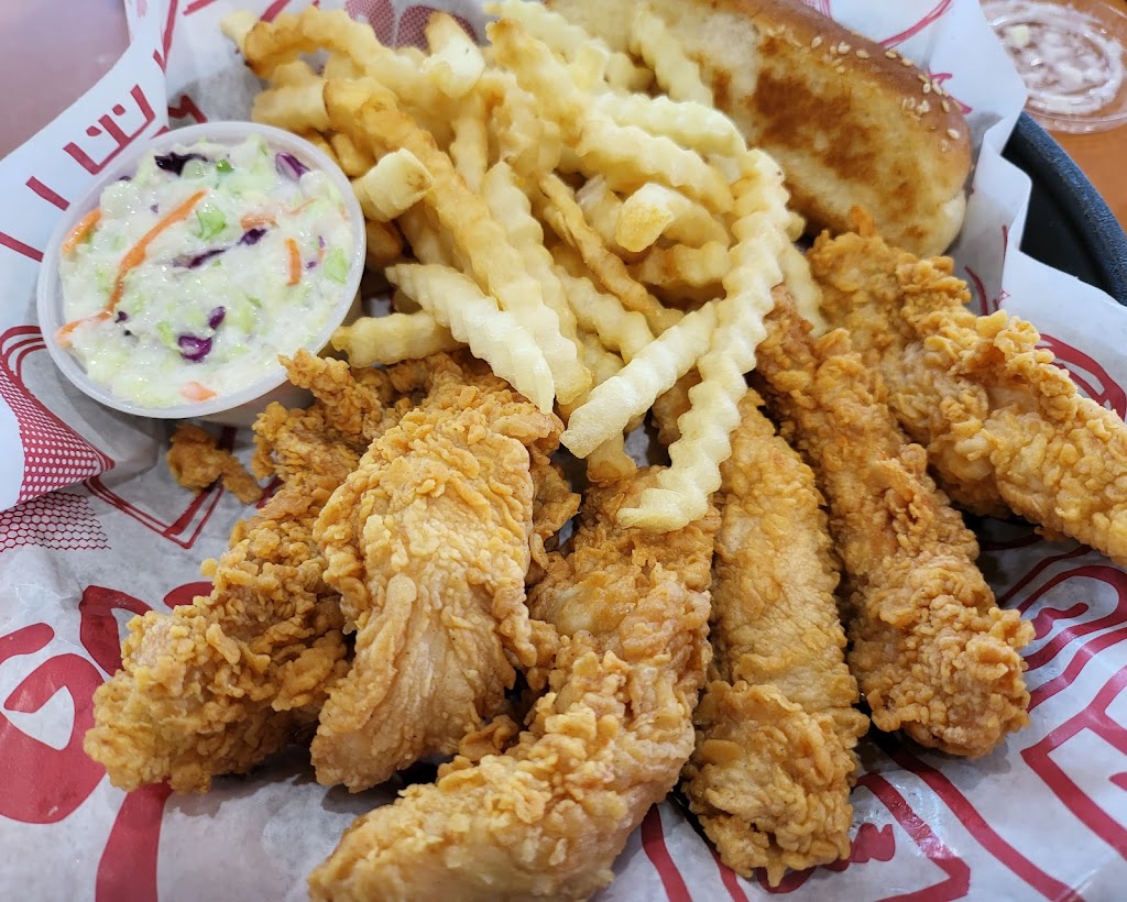 Raising Canes Chicken Fingers | restaurant | 3535 W Tropicana Ave, Las Vegas, NV 89103, USA | 7025504395 OR +1 702-550-4395