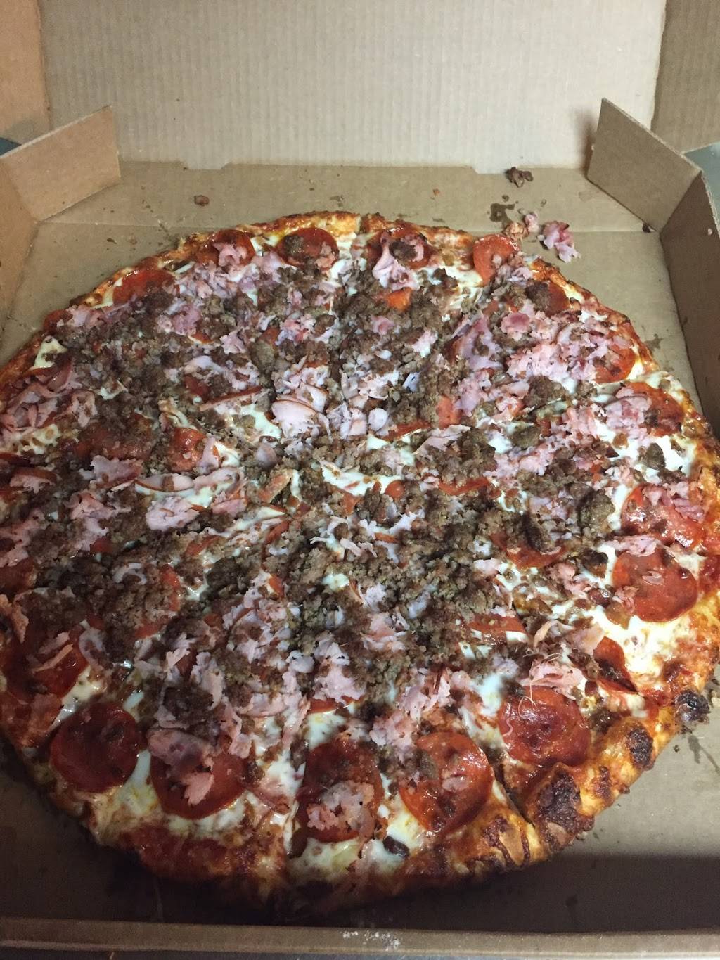 Barnhill’s Westside Deli | restaurant | 204 N Cedar St, Mason, MI 48854, USA | 5176769191 OR +1 517-676-9191