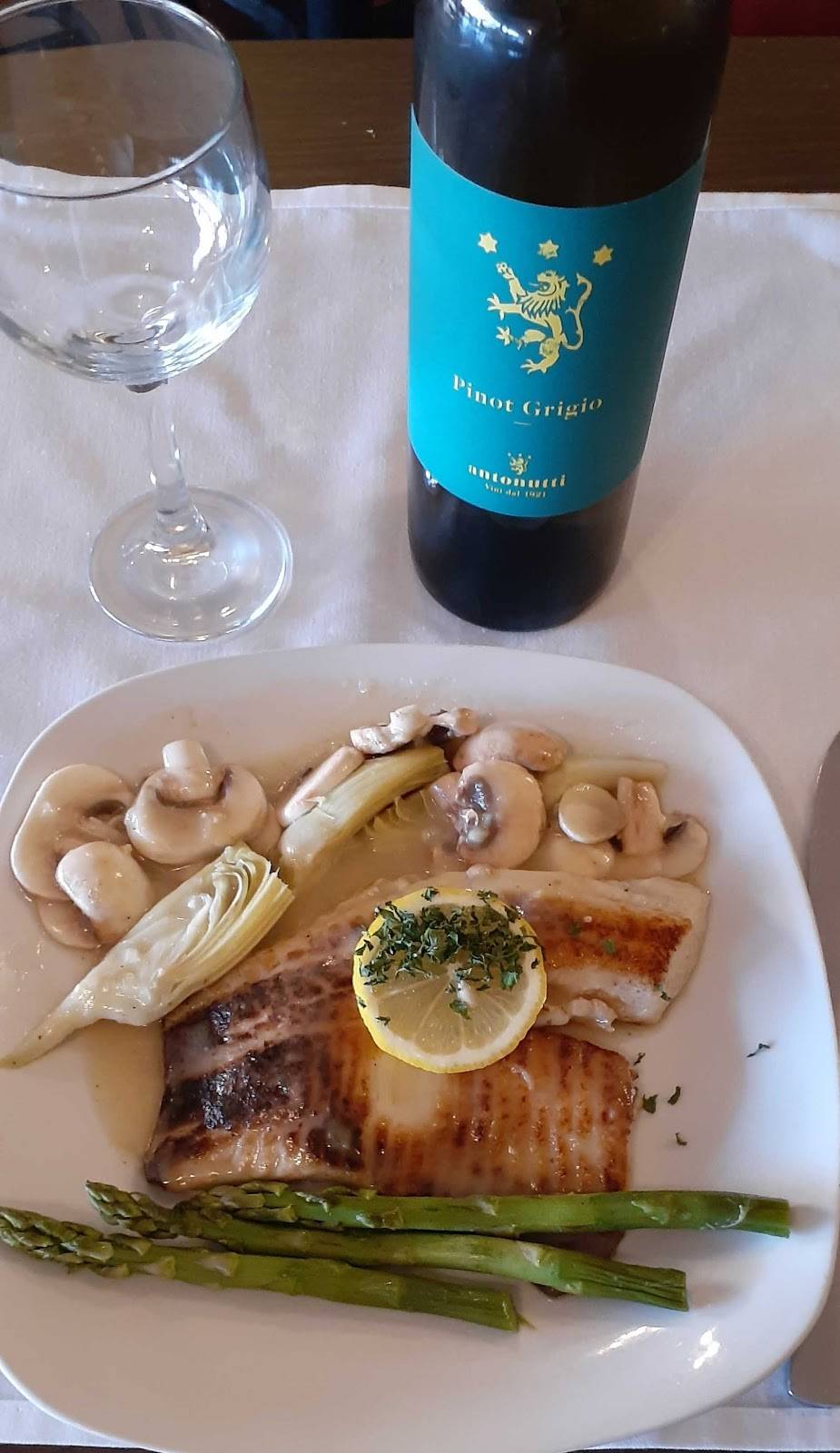 Rocco 1 Italian Restaurant | restaurant | 966 S Fry Rd, Katy, TX 77450, USA | 2818297770 OR +1 281-829-7770