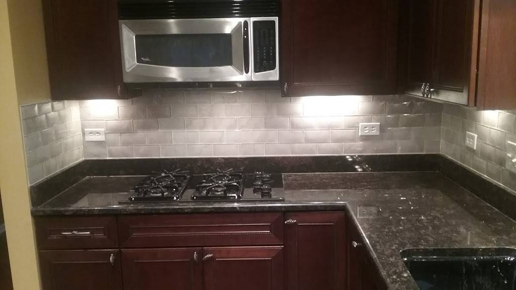 Lake Charles Grill | restaurant | 250 W Greggs Pkwy, Vernon Hills, IL 60061, USA | 8476806100 OR +1 847-680-6100