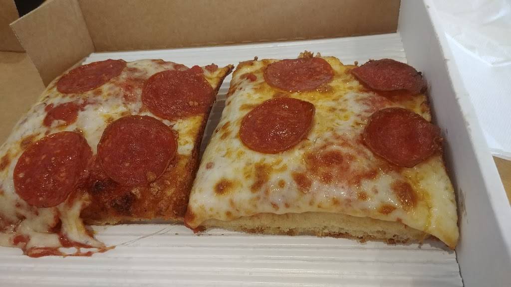 Jets Pizza | meal delivery | 10011 Estero Town Commons Place, Estero, FL 33928, USA | 2394955387 OR +1 239-495-5387