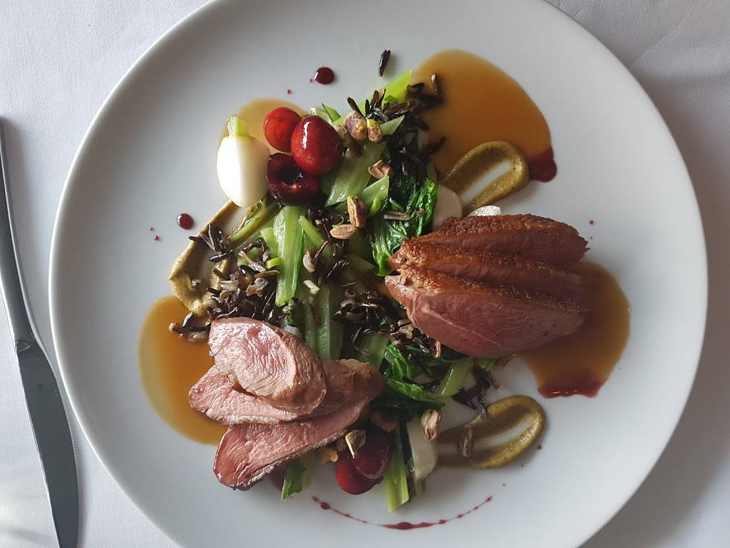 Scaramouche Restaurant & Pasta Bar and Grill | restaurant | 1 Benvenuto Pl, Toronto, ON M4V 2L1, Canada | 4169618011 OR +1 416-961-8011