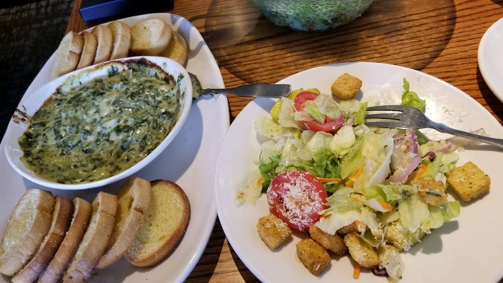 Olive Garden Italian Restaurant | meal takeaway | 1025 Dana Dr, Redding, CA 96003, USA | 5302210158 OR +1 530-221-0158