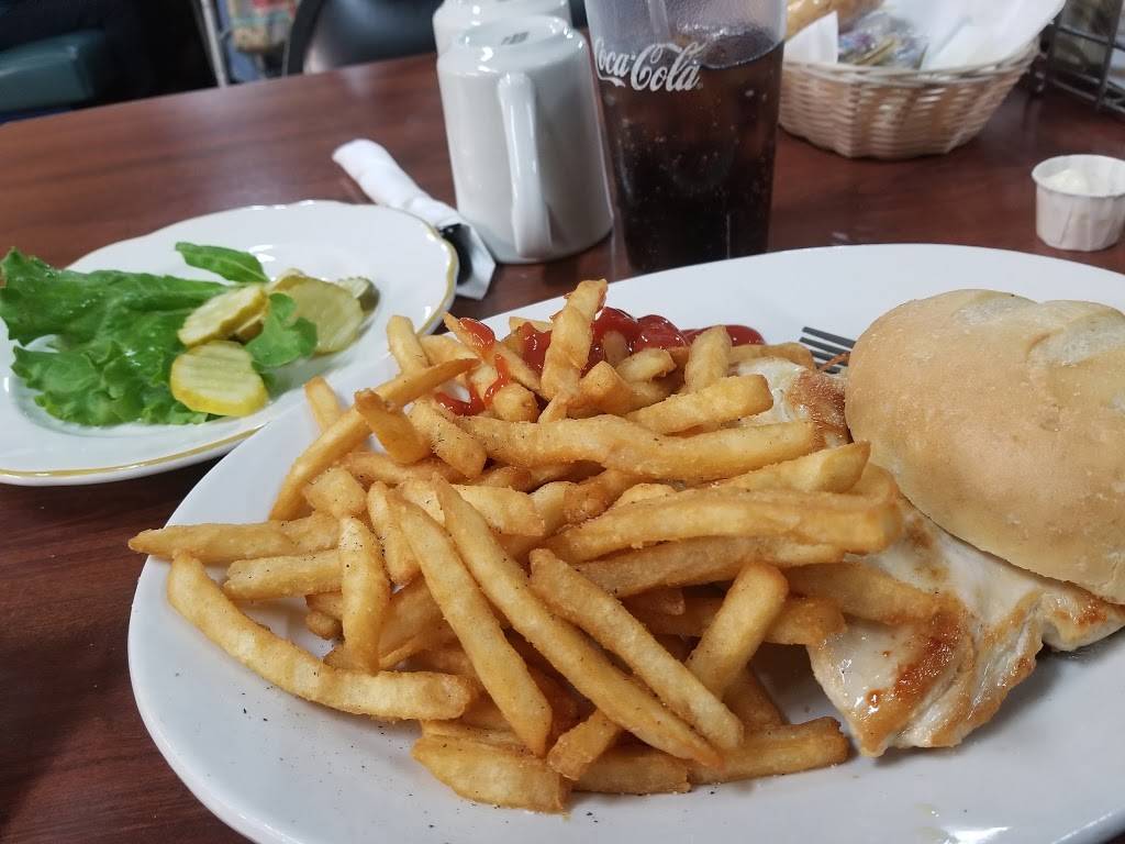 Perkins Restaurant & Bakery | restaurant | 1015 E McCoy Blvd, Tomah, WI 54660, USA | 6083740550 OR +1 608-374-0550