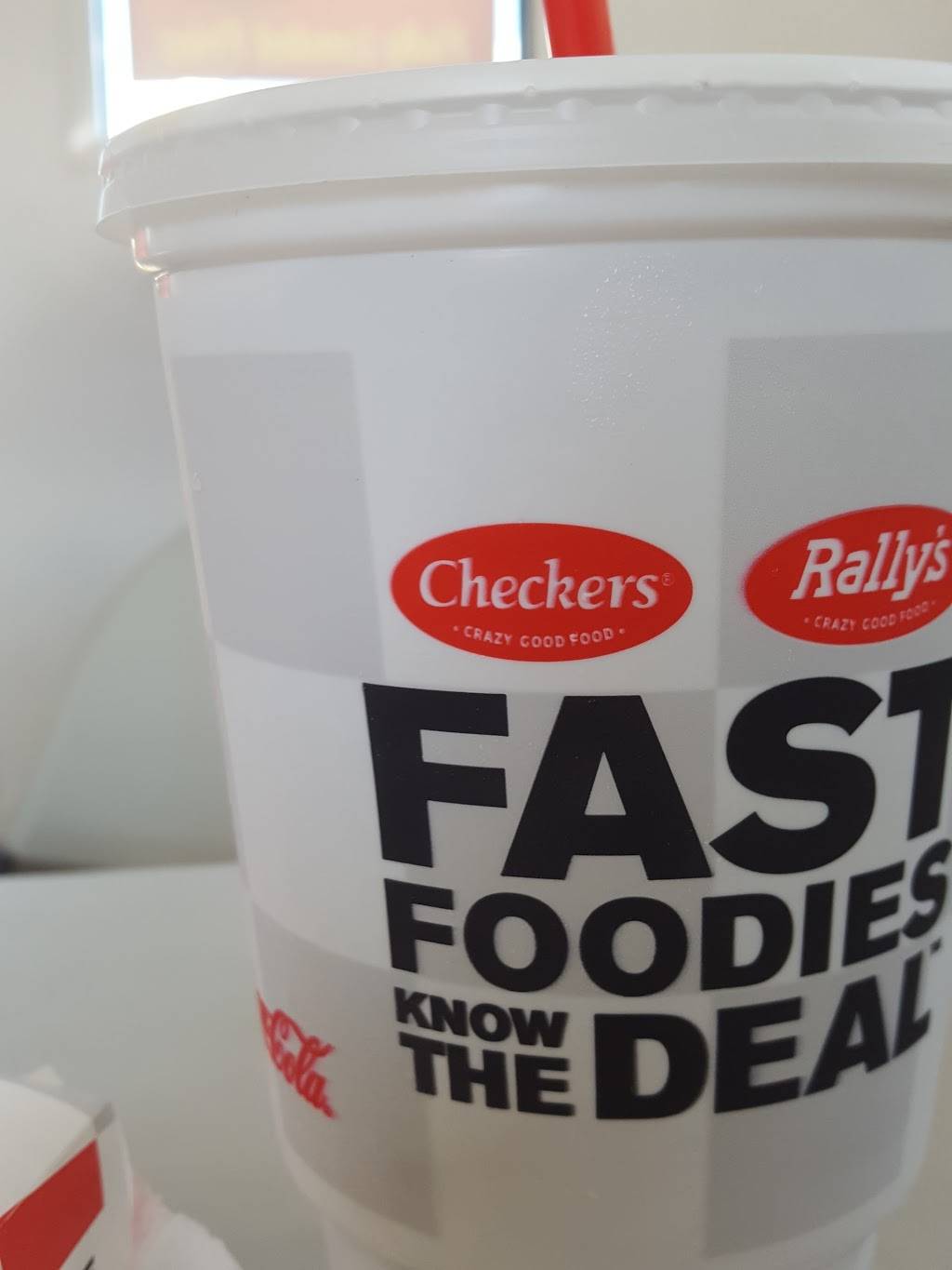 Checkers | restaurant | 600 Hempstead Turnpike, Elmont, NY 11003, USA | 5163266859 OR +1 516-326-6859