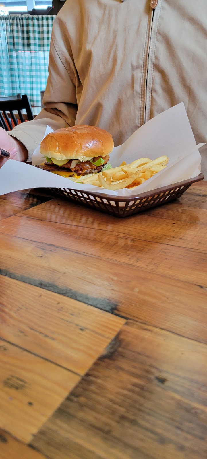 Ts Smokehouse & Grill | restaurant | 3 Depot Pl, Durango, CO 81303, USA | 9702596000 OR +1 970-259-6000