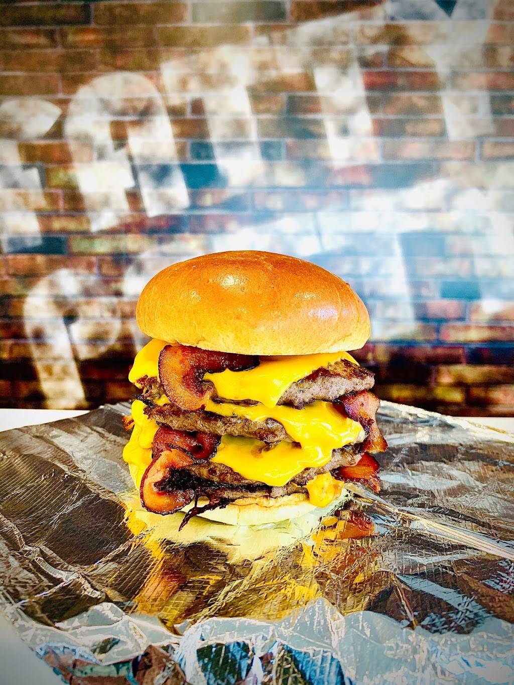 FATTY PATTY | restaurant | 762 River Rd, Shelton, CT 06484, USA | 4752695105 OR +1 475-269-5105