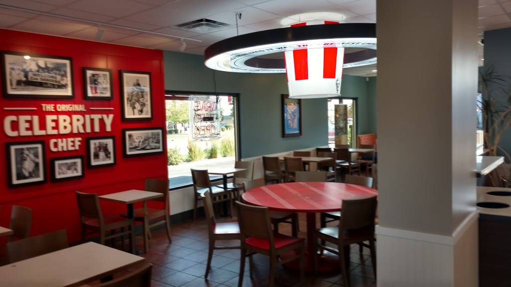 KFC | restaurant | 2413 8th Ave, Greeley, CO 80631, USA | 9703523771 OR +1 970-352-3771