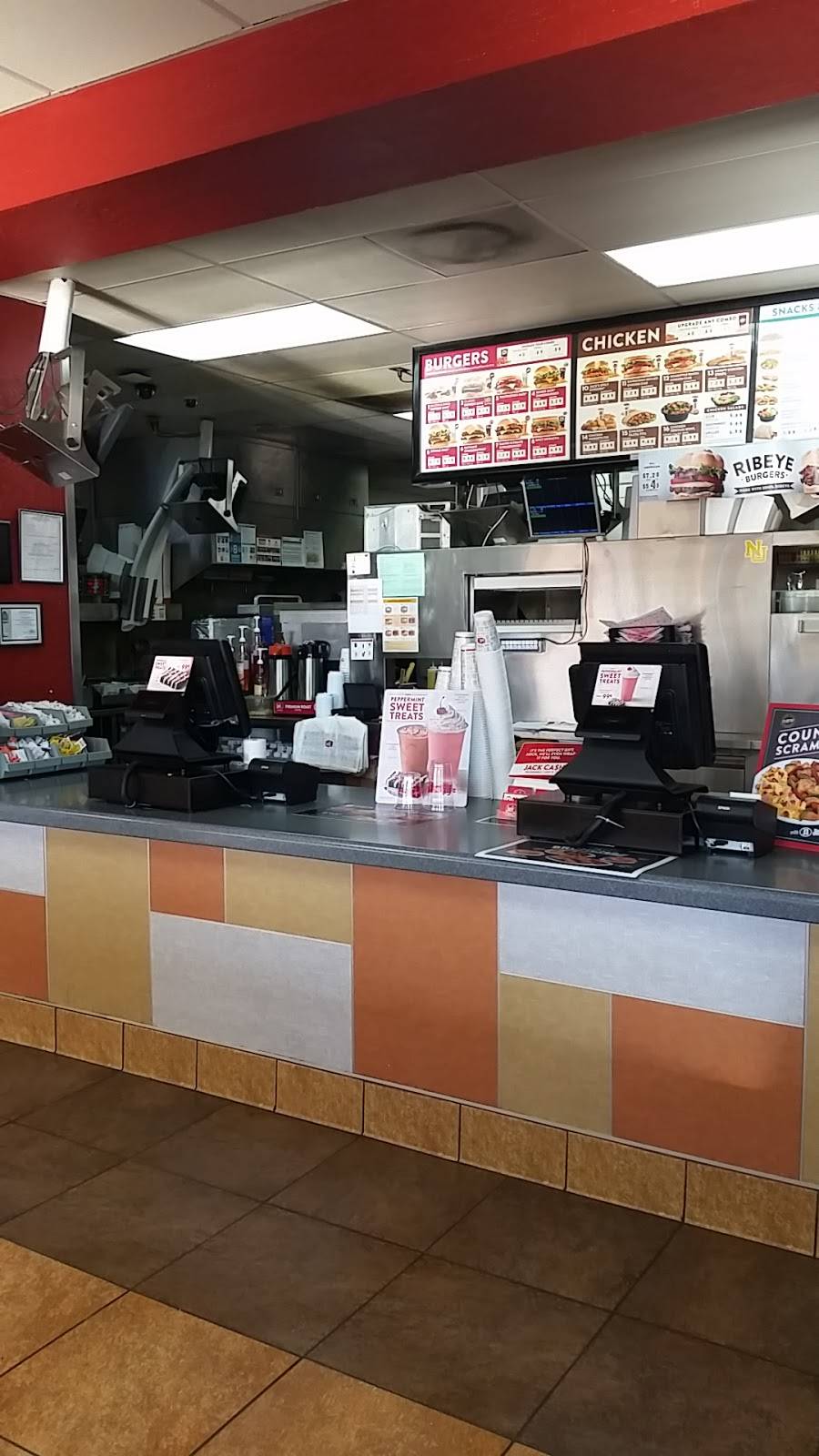 Jack in the Box | restaurant | 11801 E Main St, Grass Valley, CA 95945, USA | 5302723041 OR +1 530-272-3041