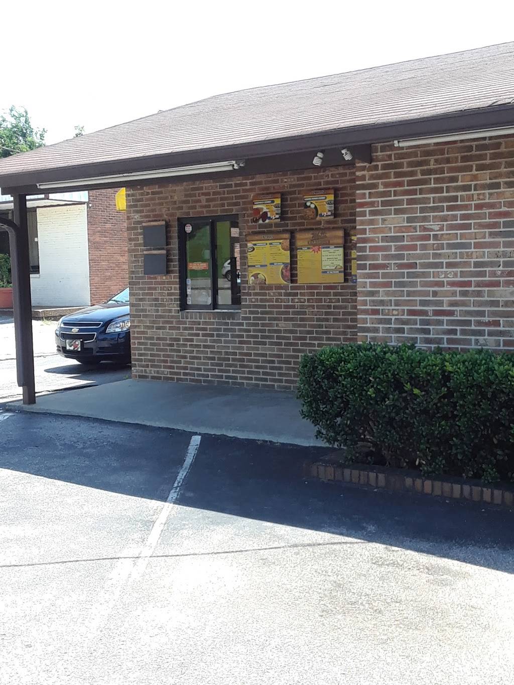 Whitts Barbecue | meal takeaway | 1800 Antioch Pike, Antioch, TN 37013, USA | 6153315936 OR +1 615-331-5936