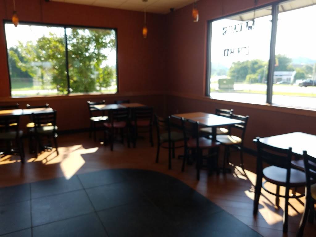Subway | restaurant | 1933 Topside Rd, Louisville, TN 37777, USA | 8657241410 OR +1 865-724-1410