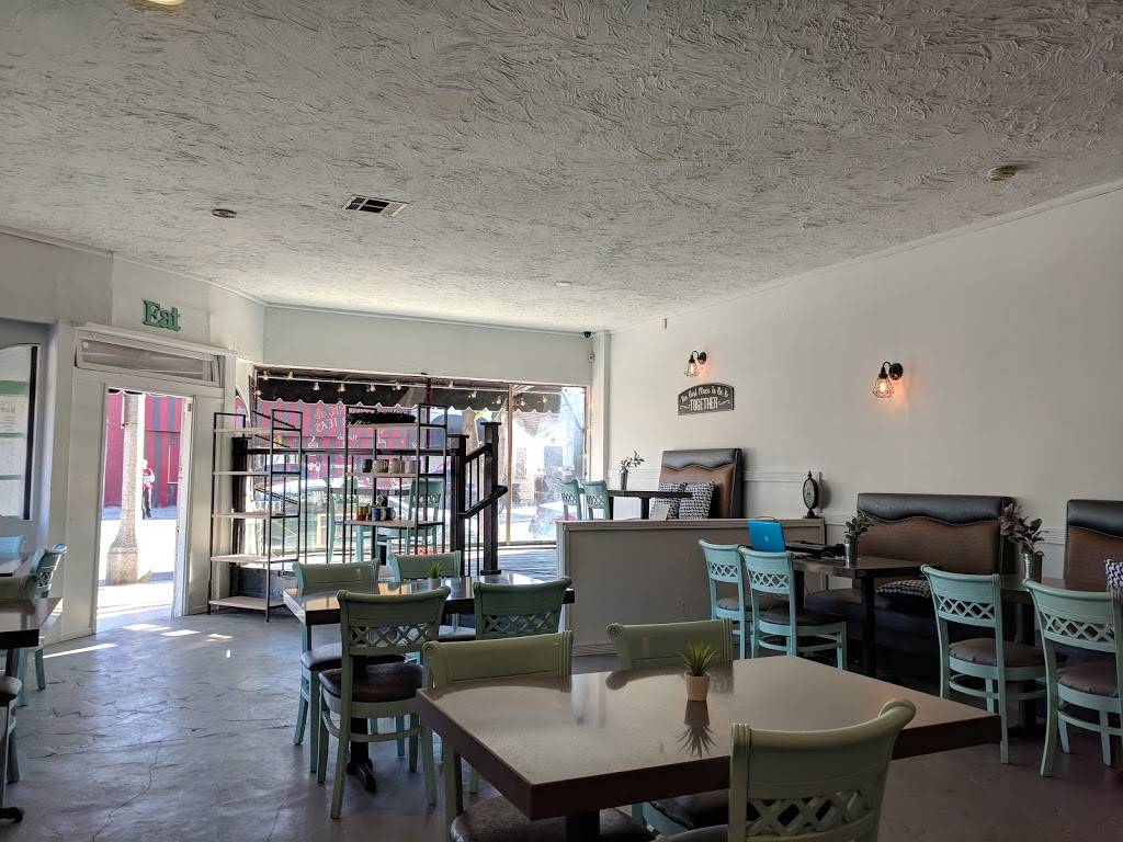 Meant To Be Cafe | restaurant | 969 E Broadway, Long Beach, CA 90802, USA | 5624810876 OR +1 562-481-0876